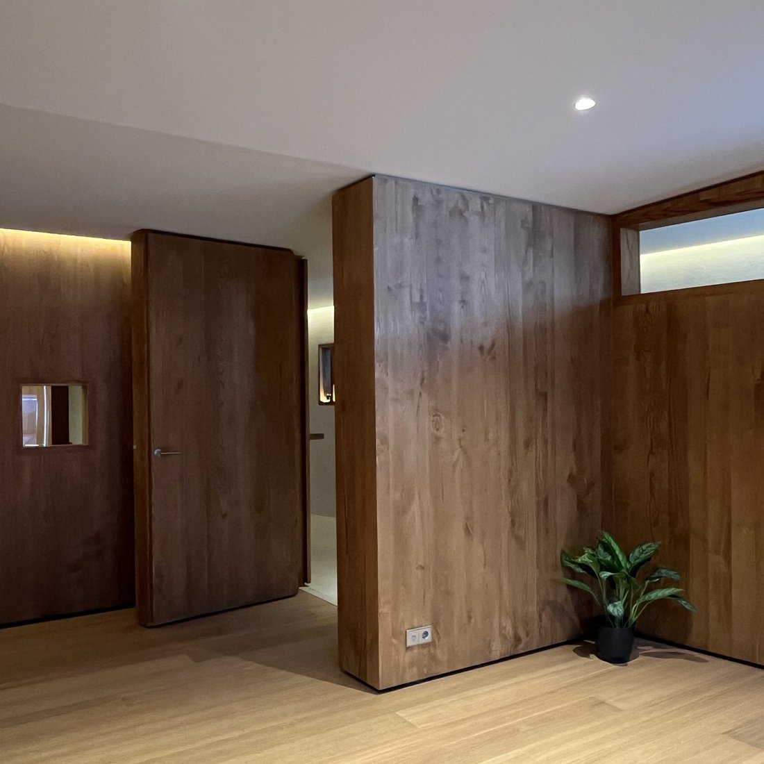 Sala polivalente: un rincón con luz natural